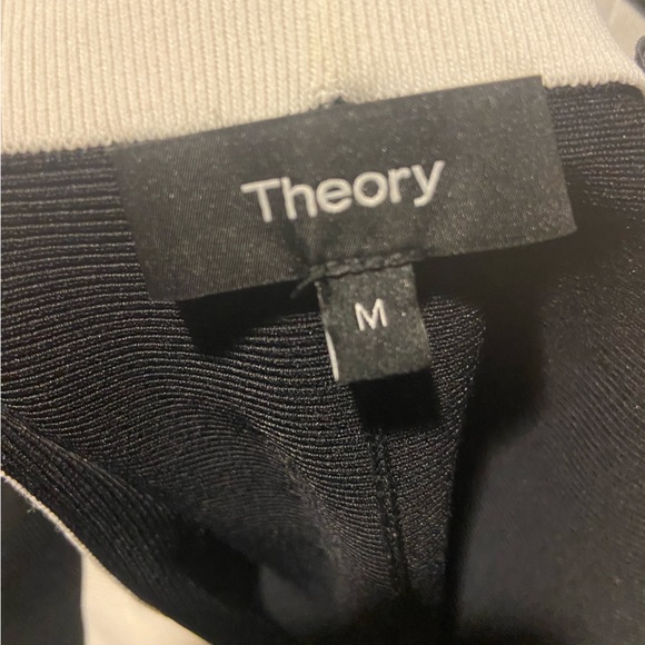 Theory Skirt - Picture 2 of 2